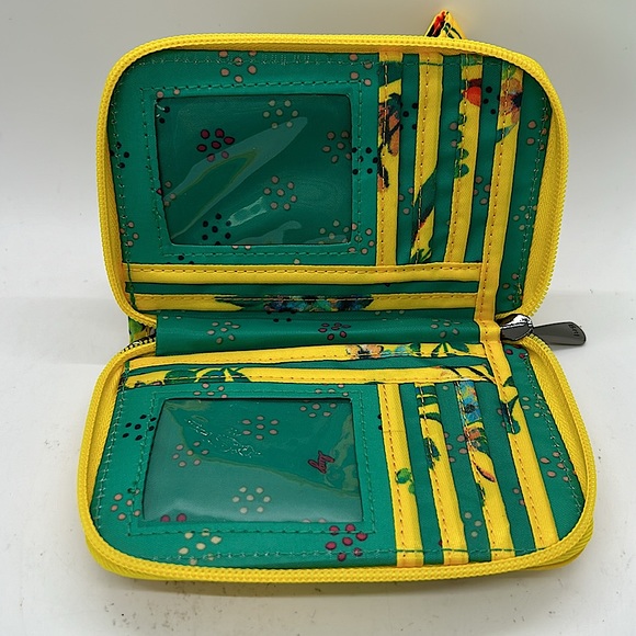 Lug Ranger Yellow Floral Quilted Crossbody Bag & Wristlet Purse Bag 🌼🌼 - Picture 11 of 11